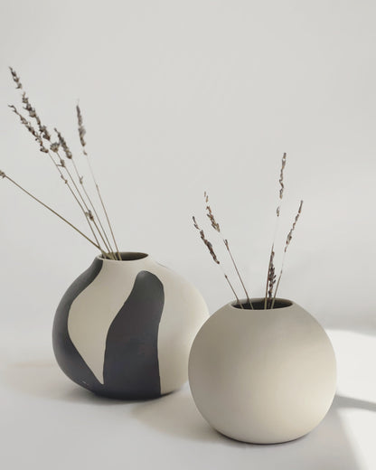 Sphere Vase | Handcrafted Ceramics - Harmonie Workshop